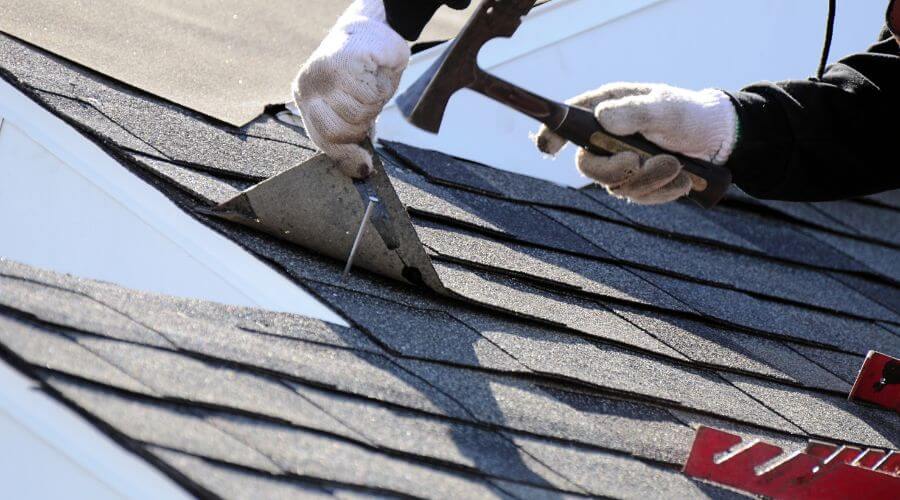 Expert Emergency Roof Repairs services in Jeffersonville, OH
